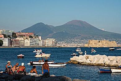 《七大罪》手游与《拳皇98》开启联动 经典角色悉数登场